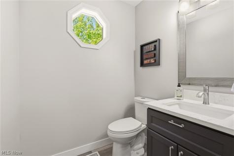 6813 Palmerston Drive Mentor OH 44060