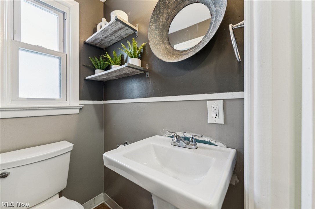 5039 Fairlawn Road Lyndhurst OH 44124