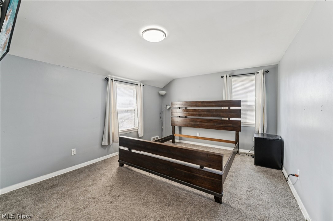 5039 Fairlawn Road Lyndhurst OH 44124