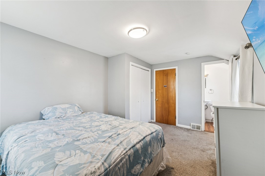 5039 Fairlawn Road Lyndhurst OH 44124