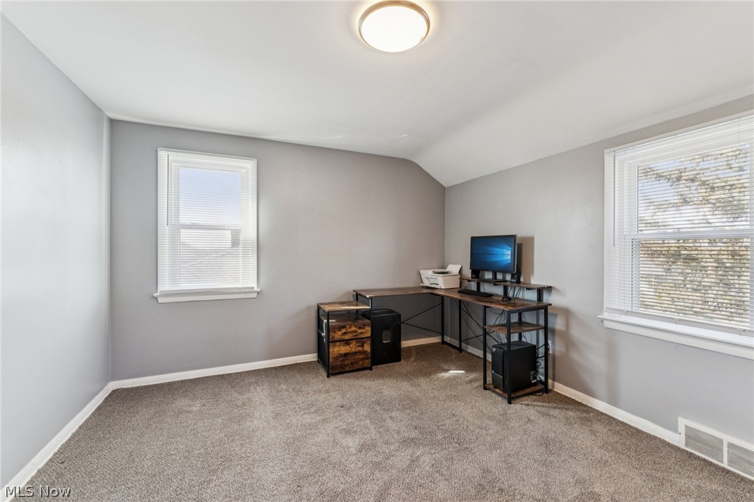 5039 Fairlawn Road Lyndhurst OH 44124