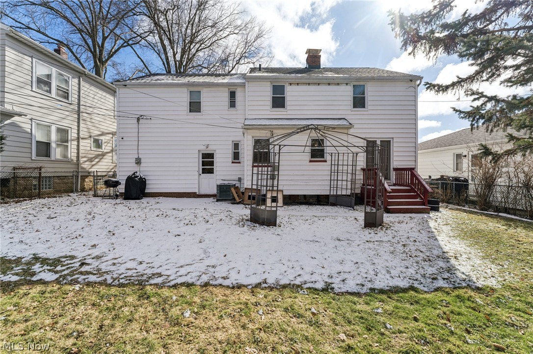 5039 Fairlawn Road Lyndhurst OH 44124