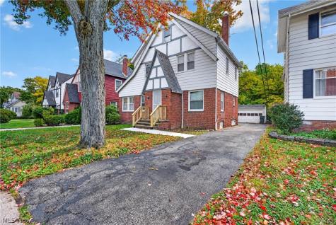 3954 Bluestone Road Cleveland Heights OH 44121