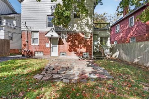 3954 Bluestone Road Cleveland Heights OH 44121