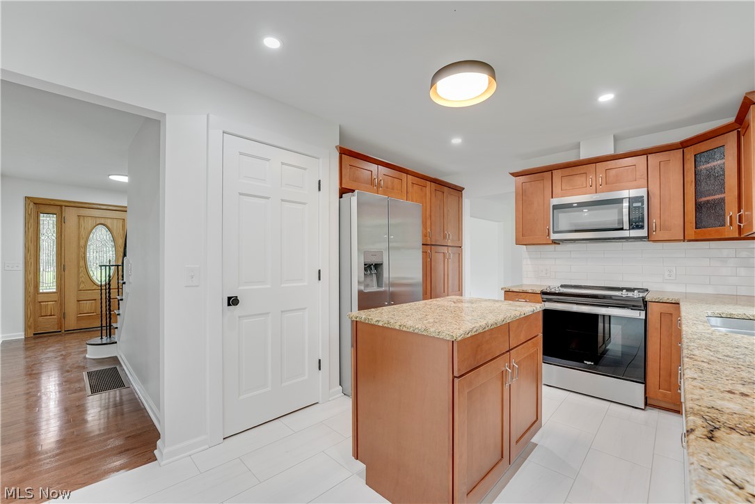 33065 Arlesford Drive Solon OH 44139