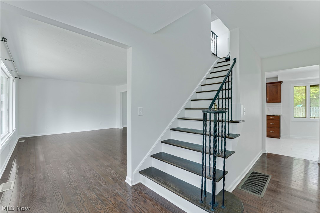 33065 Arlesford Drive Solon OH 44139