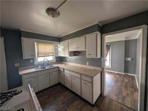 3880 E 154th Street Cleveland OH 44128