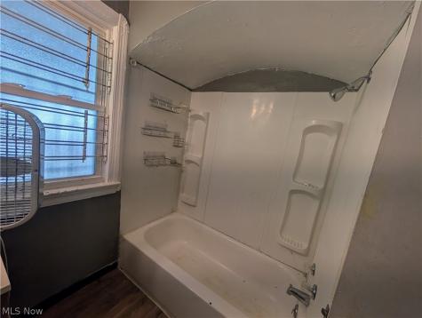 3880 E 154th Street Cleveland OH 44128