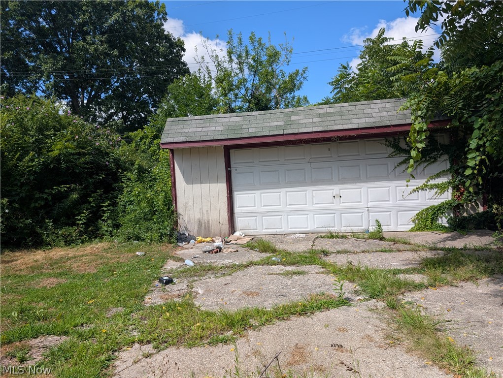 3880 E 154th Street Cleveland OH 44128