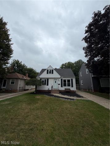 2621 Liggett Drive Parma OH 44134