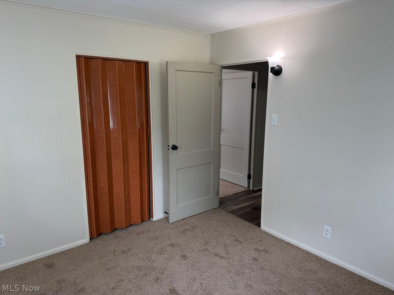 201 Union Avenue Dover OH 44622