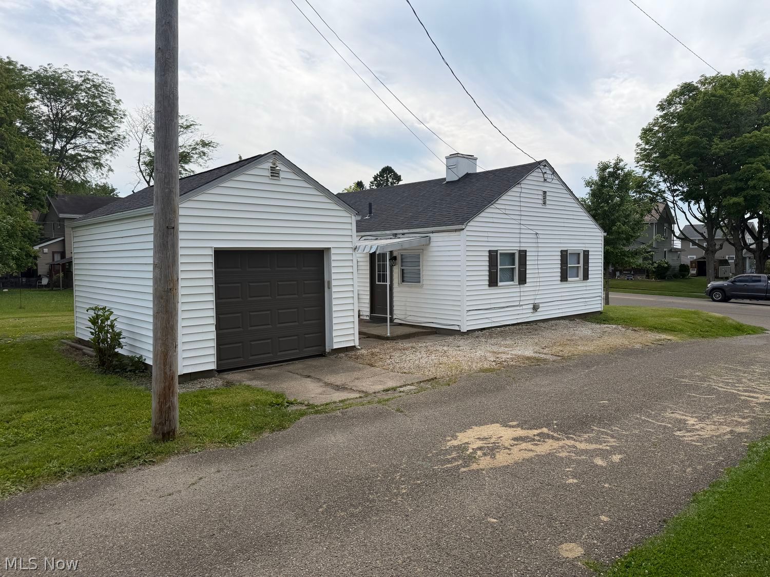 201 Union Avenue Dover OH 44622