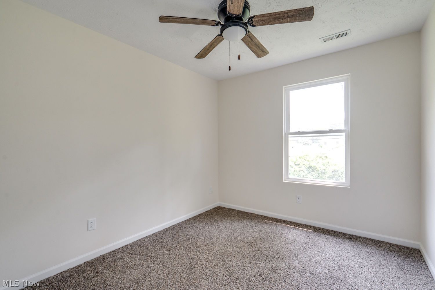 331 Abbe Road N Elyria OH 44035