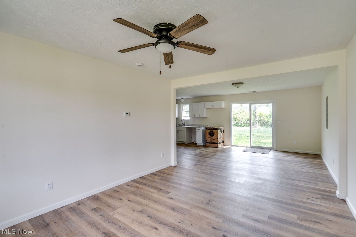 331 Abbe Road N Elyria OH 44035
