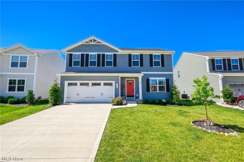 1112 Hidden Lake Boulevard Akron OH 44312