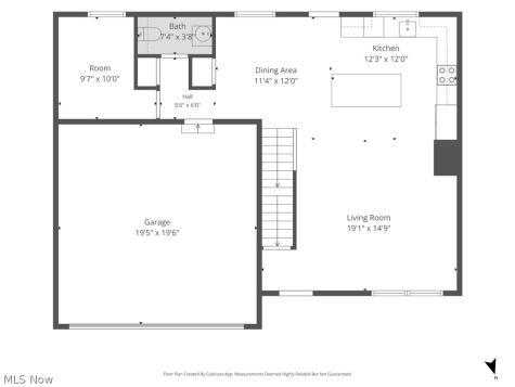 1112 Hidden Lake Boulevard Akron OH 44312