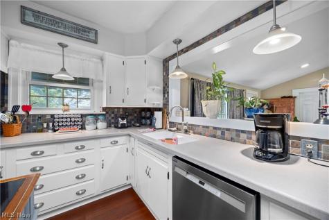 9988 W Ridge Road Elyria OH 44035