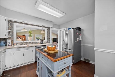 9988 W Ridge Road Elyria OH 44035