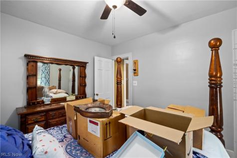 9988 W Ridge Road Elyria OH 44035