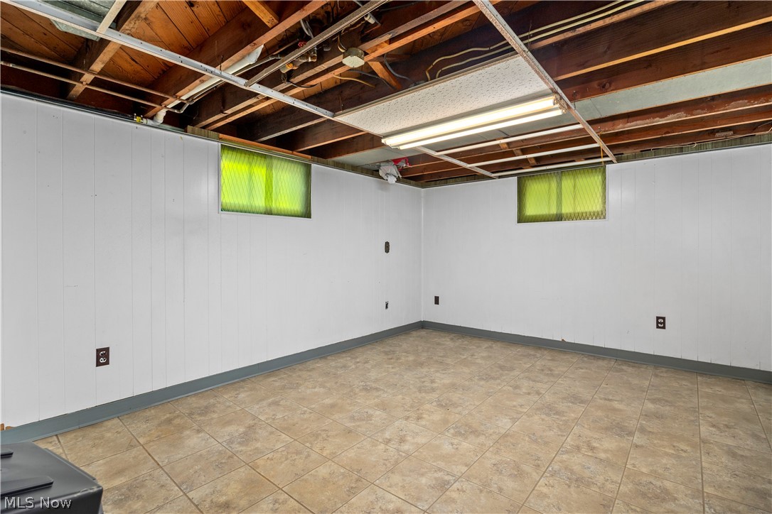 9988 W Ridge Road Elyria OH 44035