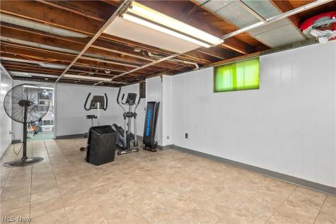 9988 W Ridge Road Elyria OH 44035