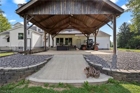 9988 W Ridge Road Elyria OH 44035