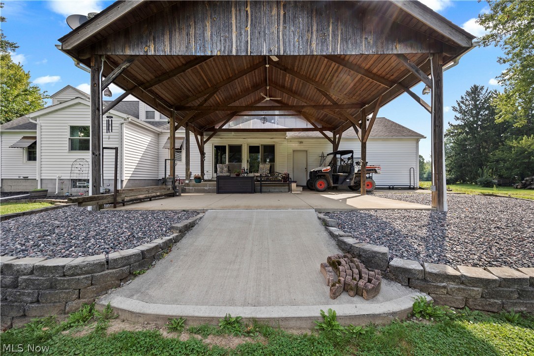 9988 W Ridge Road Elyria OH 44035
