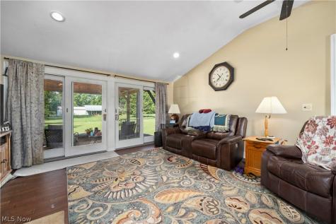 9988 W Ridge Road Elyria OH 44035