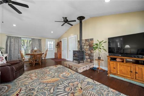 9988 W Ridge Road Elyria OH 44035