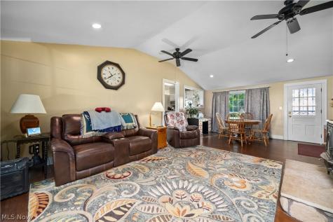 9988 W Ridge Road Elyria OH 44035
