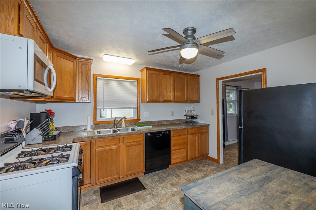 18255 Shurmer Road Strongsville OH 44136