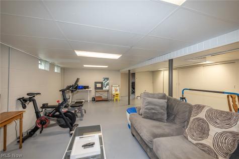 18255 Shurmer Road Strongsville OH 44136