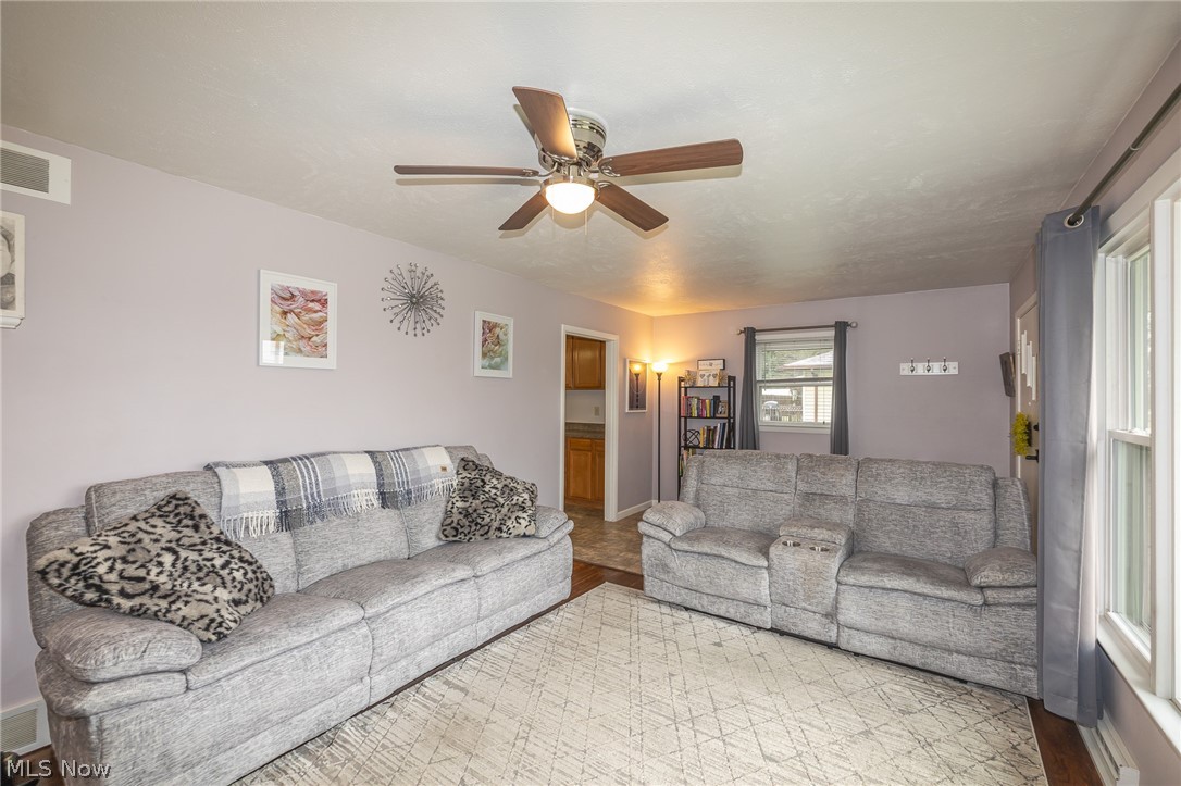 18255 Shurmer Road Strongsville OH 44136