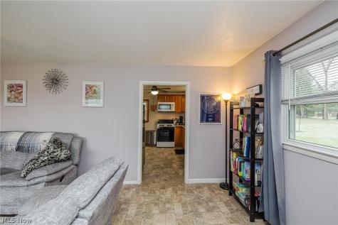 18255 Shurmer Road Strongsville OH 44136