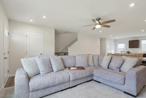 232 Cumberland Trail Seville OH 44273