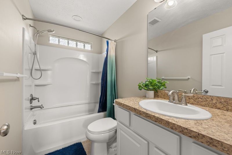 37529 Tail Feather Drive North Ridgeville OH 44039
