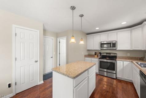 37529 Tail Feather Drive North Ridgeville OH 44039