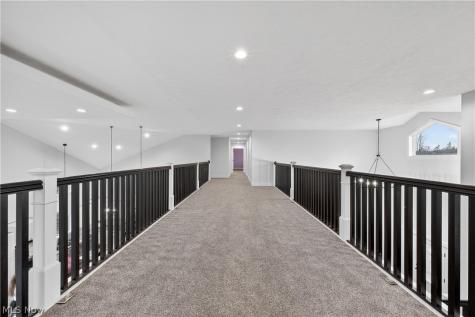 2252 Applegrove Street NE Canton OH 44721