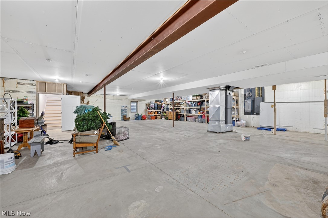 2252 Applegrove Street NE Canton OH 44721