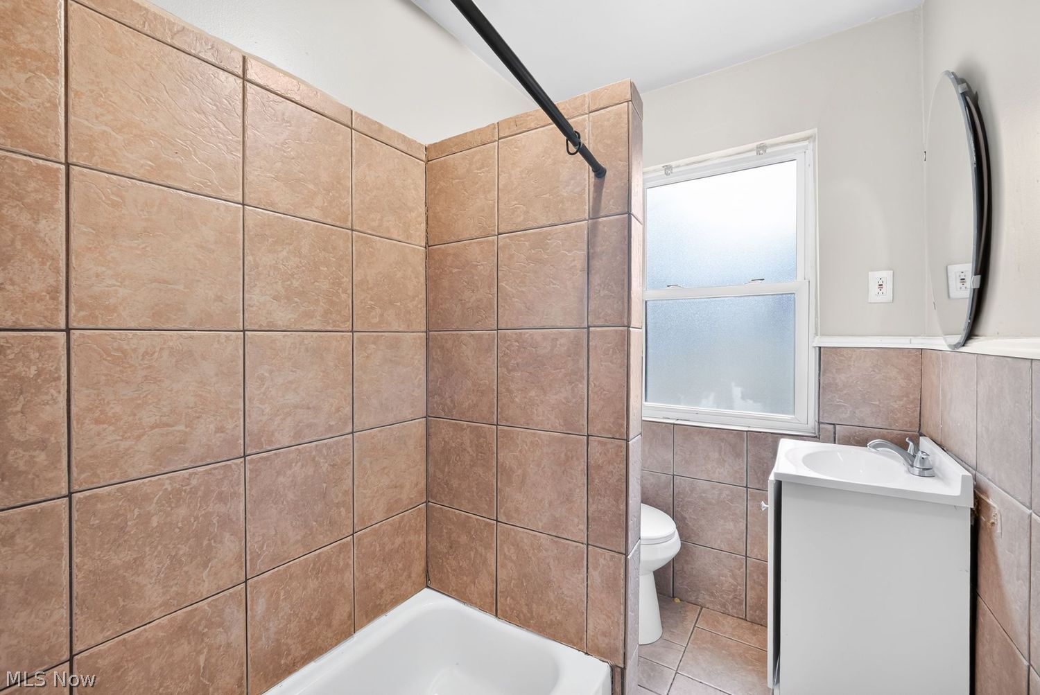 13513 Astor Avenue Cleveland OH 44135