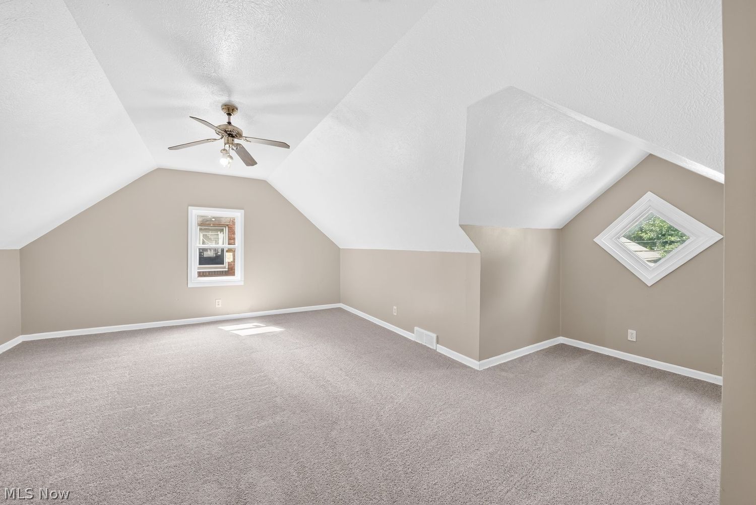 13513 Astor Avenue Cleveland OH 44135