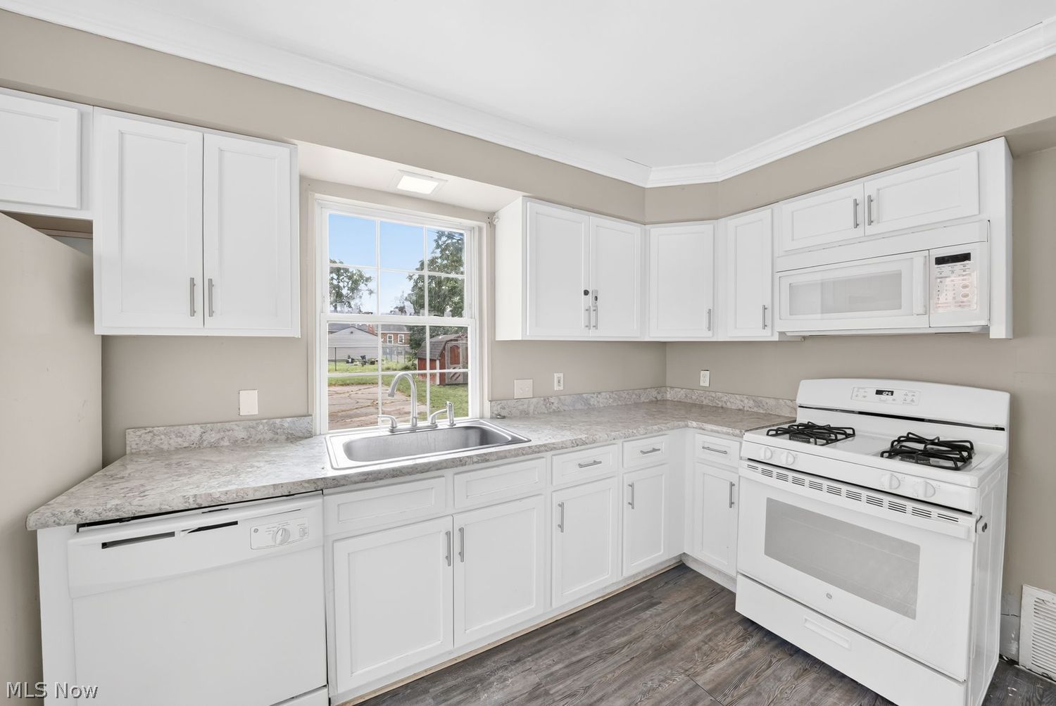 13513 Astor Avenue Cleveland OH 44135