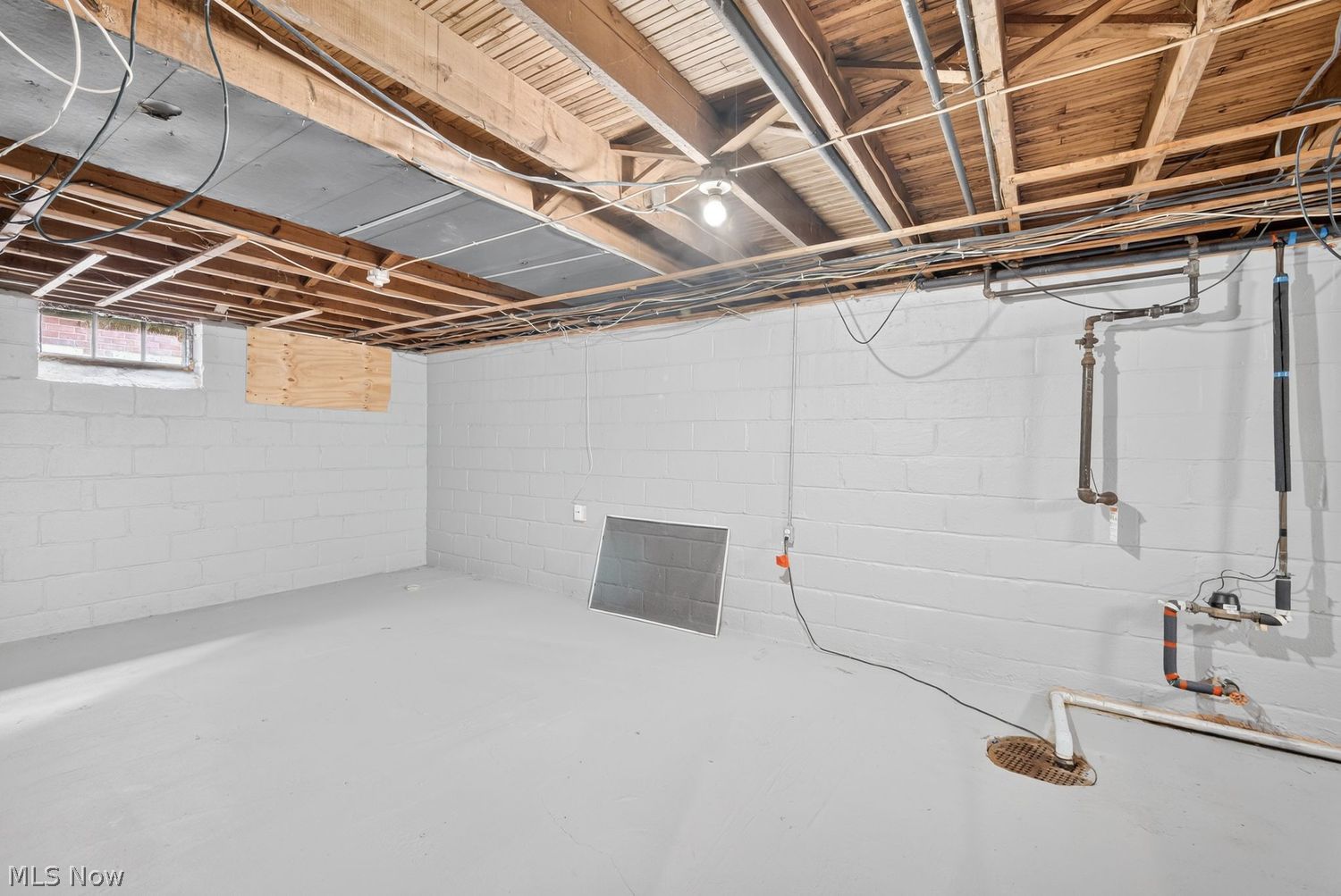 13513 Astor Avenue Cleveland OH 44135