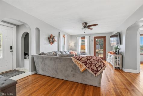 122 37th Street SW Canton OH 44706