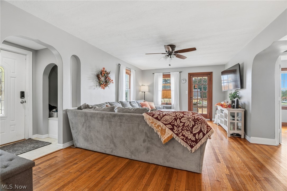 122 37th Street SW Canton OH 44706