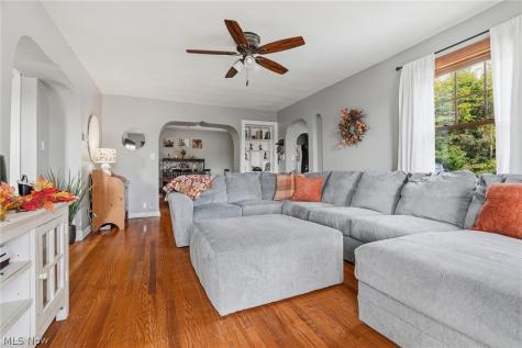 122 37th Street SW Canton OH 44706