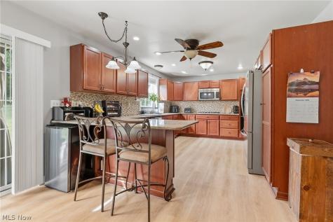 122 37th Street SW Canton OH 44706