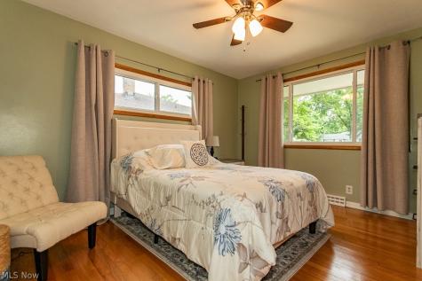 1934 Caronia Drive Lyndhurst OH 44124