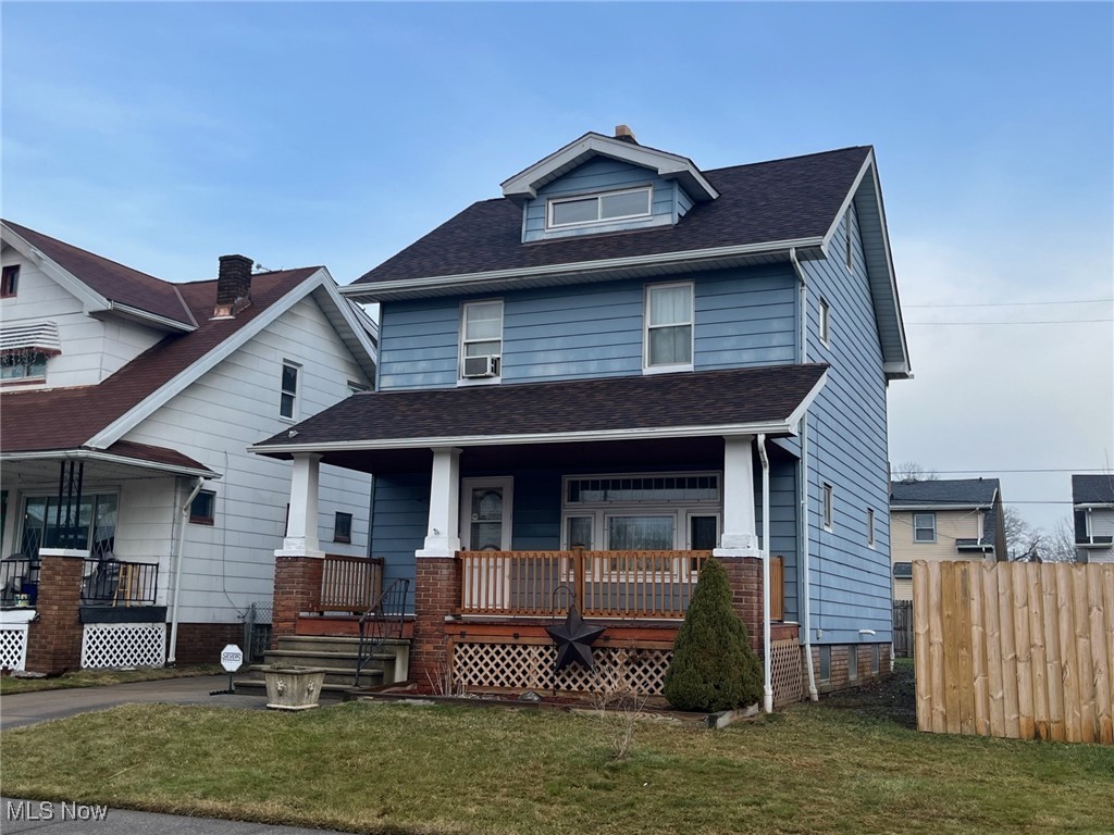 1812 Amberley Avenue Cleveland OH 44109