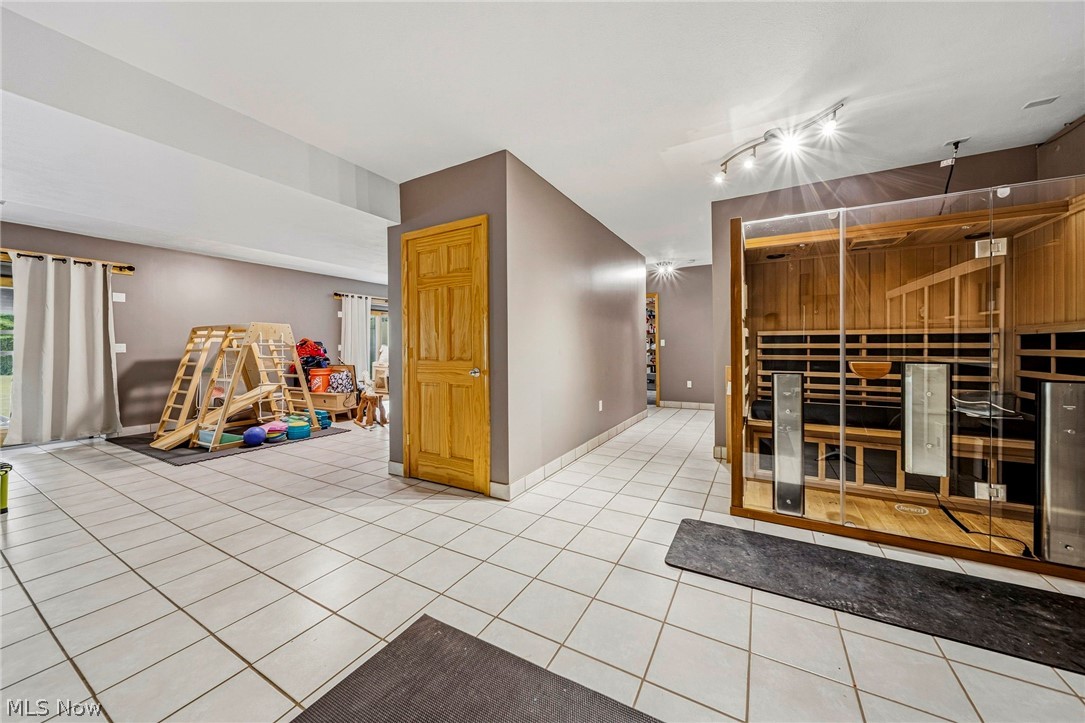 1796 Van Pelt Road Geneva OH 44041
